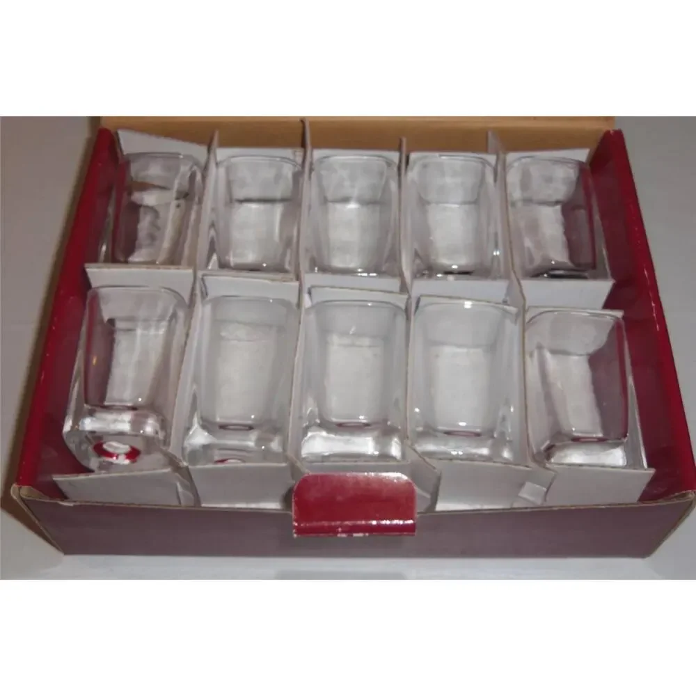 NIB Tic Tac Toe Drinking Game Shot Glass Set Classic Home -0214T03
